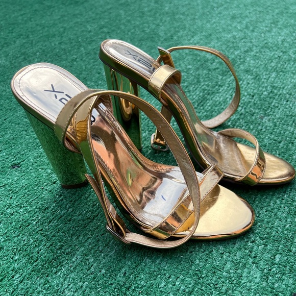 X2B Shoes - X2B Heels